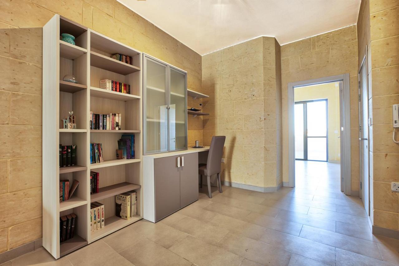 Summer Fields Penthouse With Amazing Views Apartment ซานนัต ภายนอก รูปภาพ